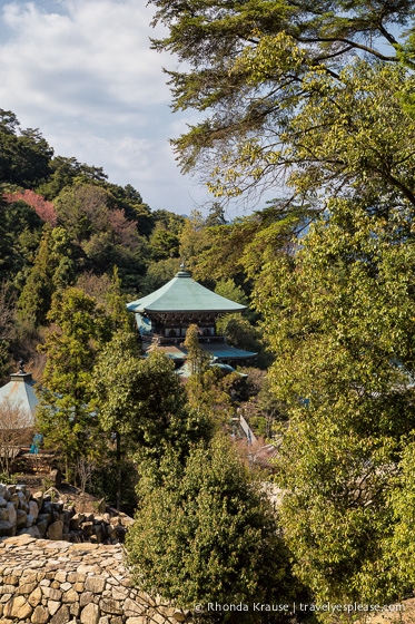 travelyesplease.com | Hiking Mount Misen- Miyajima, Japan