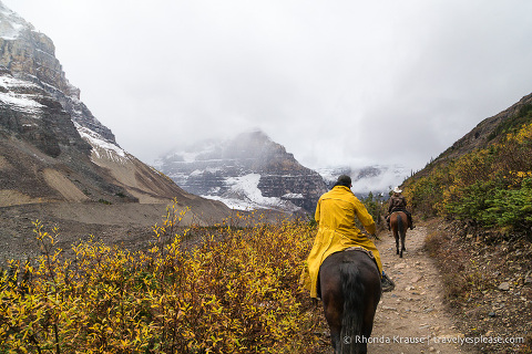 travelyesplease.com | Horseback Ride to the Plain of Six Glaciers Tea House