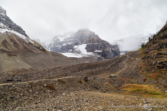 travelyesplease.com | Horseback Ride to the Plain of Six Glaciers Tea House