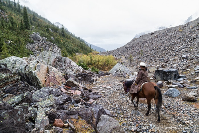 travelyesplease.com | Horseback Ride to the Plain of Six Glaciers Tea House