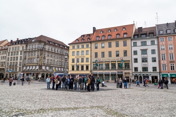 travelyesplease.com | A Walk Around Munich- Photo Series