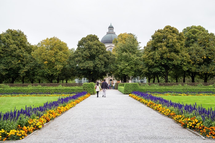 travelyesplease.com | A Walk Around Munich- Photo Series