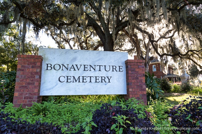 travelyesplease.com | The Haunting Beauty of Bonaventure Cemetery, Savannah