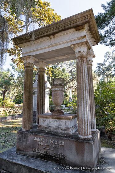 travelyesplease.com | The Haunting Beauty of Bonaventure Cemetery, Savannah