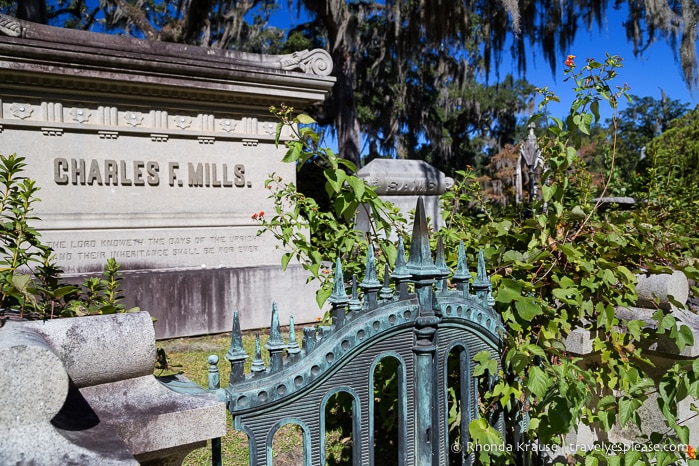 travelyesplease.com | The Haunting Beauty of Bonaventure Cemetery, Savannah