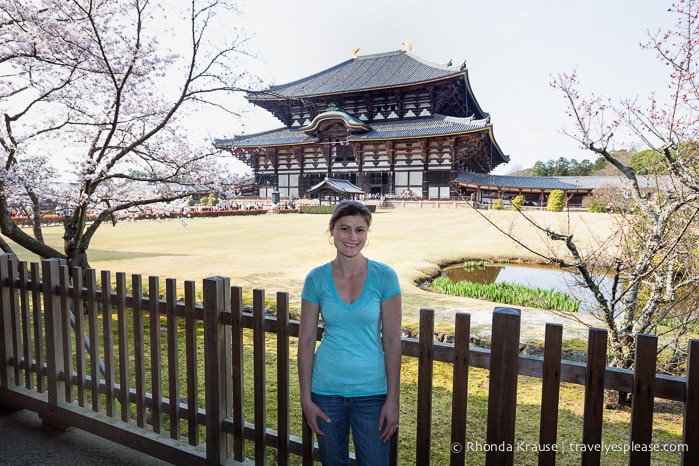 travelyesplease.com | Exploring Nara Park- Temples, Shrines and Deer!