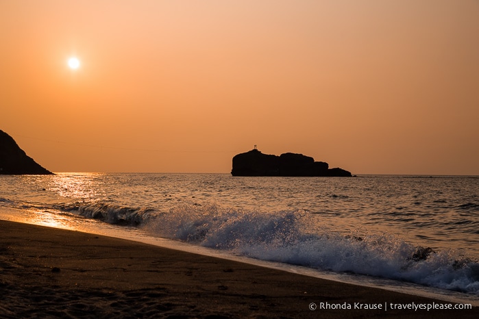 Hakuto Beach- Tottori, Japan travelyesplease.com | How to Spend 3 Days in Tottori, Japan- My Itinerary