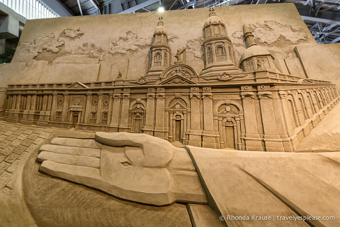 travelyesplease.com | The Tottori Sand Museum- Around the World in Sand