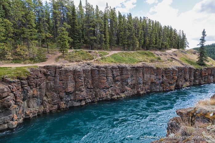 travelyesplease.com | How to Spend a Week in the Yukon- Unforgettable Experiences in Canada's Northwest