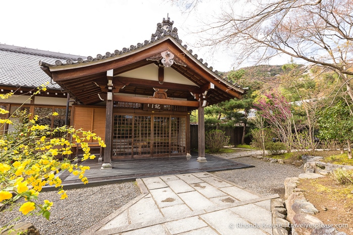 travelyesplease.com | Exploring the Arashiyama District of Kyoto