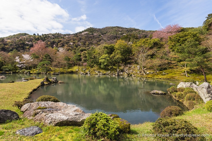 Exploring the Arashiyama District of Kyoto- Things to Do and Main Attractions