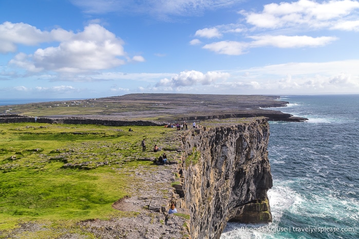 travelyesplease.com | Day Trip to Inis Mor- The Largest of the Aran Islands