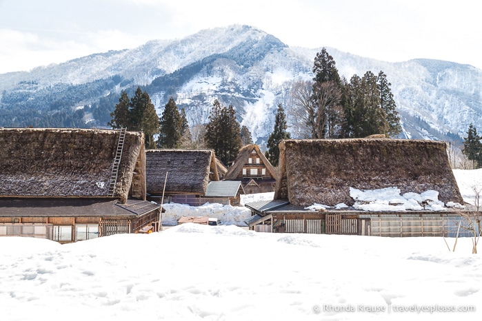 travelyesplease.com | Visiting Gokayama- Enjoying Historic Architecture and Traditional Crafts in Ainokura Village