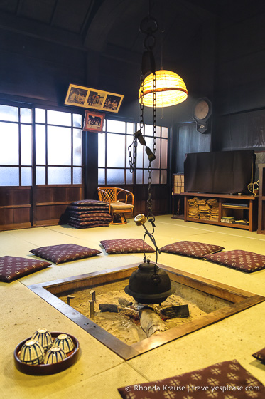 travelyesplease.com | Visiting Gokayama- Enjoying Historic Architecture and Traditional Crafts in Ainokura Village