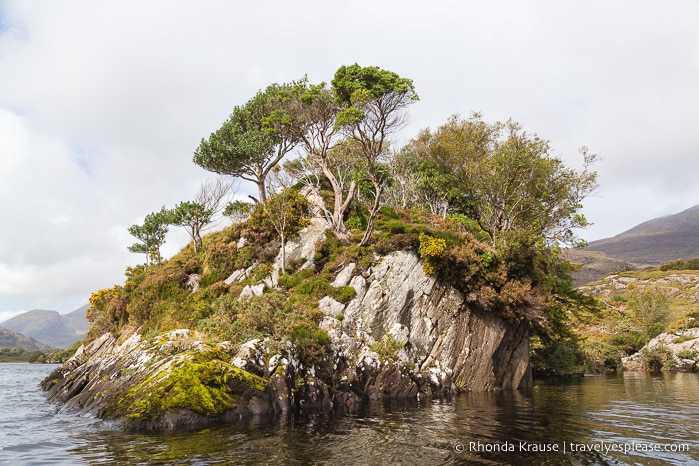 travelyesplease.com | Boat and Bike Trip to the Gap of Dunloe- Experiencing the Natural Beauty of Killarney