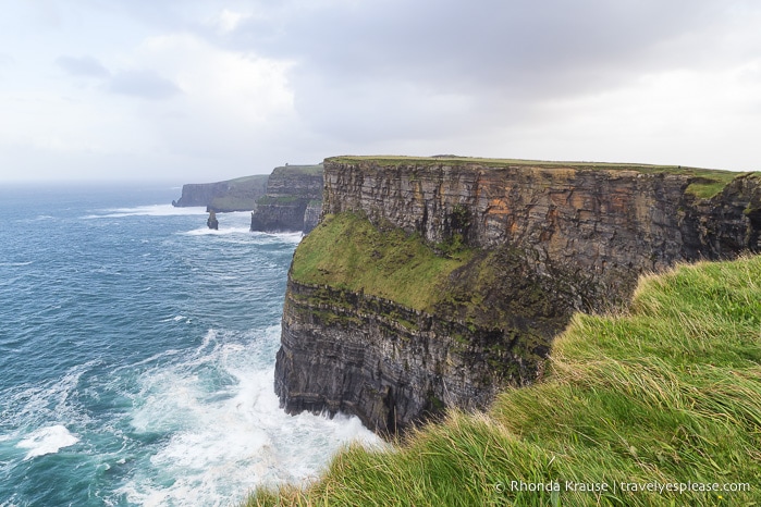 travelyesplease.com | Cliffs of Moher Coastal Walk- Walking the Cliffs of Moher from Hags Head