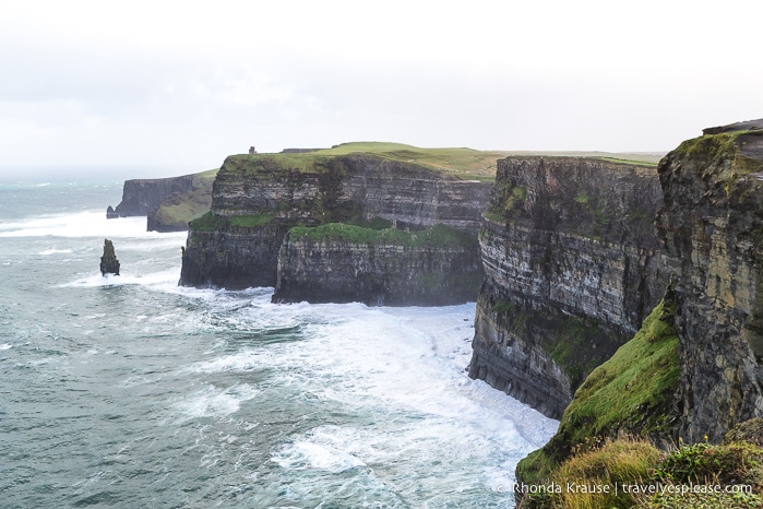 travelyesplease.com | Cliffs of Moher Coastal Walk- Walking the Cliffs of Moher from Hags Head