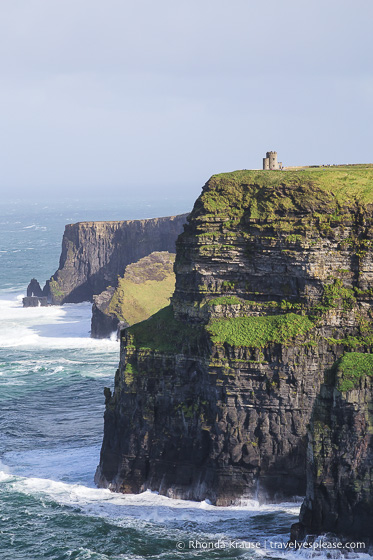 travelyesplease.com | Cliffs of Moher Coastal Walk- Walking the Cliffs of Moher from Hags Head