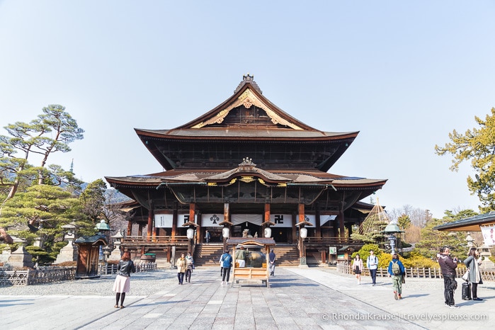 travelyesplease.com | Getting to Know Nagano and Zenko-ji Temple