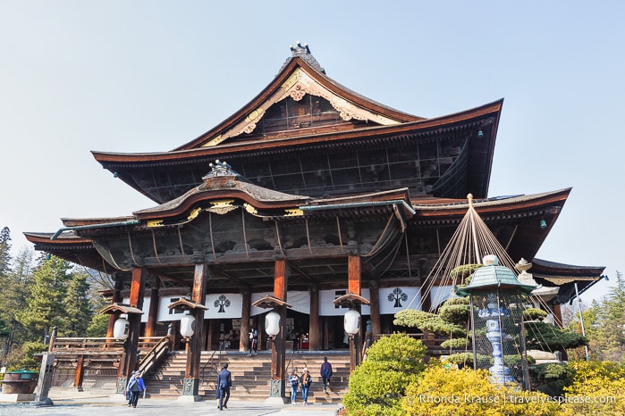 travelyesplease.com | Getting to Know Nagano and Zenko-ji Temple