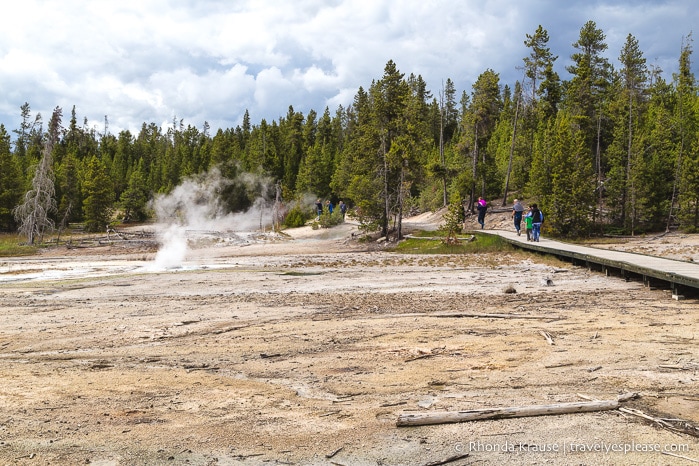 travelyesplease.com | The Best of Yellowstone and Grand Teton National Parks in 5 Days- An In-Depth Tour with Grand American Adventures