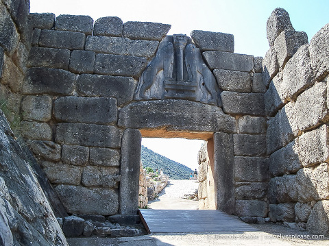travelyesplease.com | Archaeological Sites in Greece- 6 Ancient Greek Sites Worth Visiting