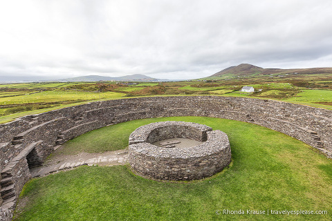 travelyesplease.com | Visiting Cahergall and Leacanabuaile- Irish Stone Ringforts