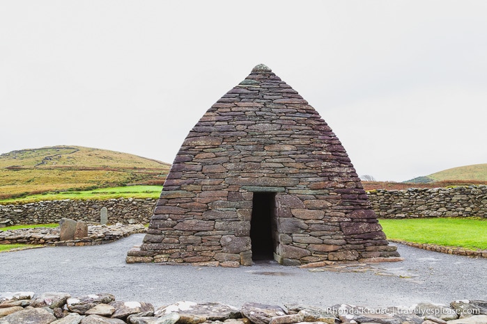 travelyesplease.com | Driving the Dingle Peninsula- Places to See During a Self-Guided Tour