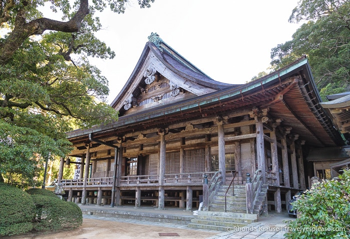 travelyesplease.com | Exploring Nachisan- A Sacred Mountain Site on the Kumano Kodo Pilgrimage