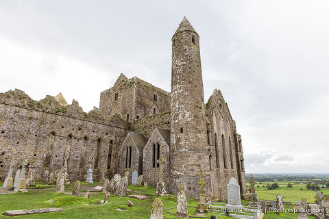 travelyesplease.com | Visiting the Rock of Cashel- One of Ireland's Most Magnificent Ancient Sites