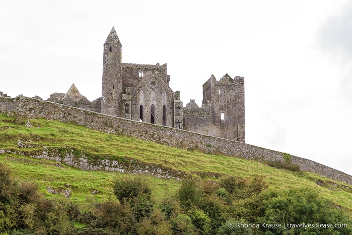 travelyesplease.com | Visiting the Rock of Cashel- One of Ireland's Most Magnificent Ancient Sites