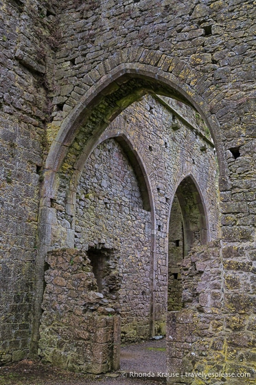 travelyesplease.com | The Atmospheric Ruins of Hore Abbey- Cashel, Ireland