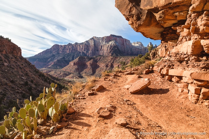 travelyesplease.com | Watchman Trail Hike in Zion National Park