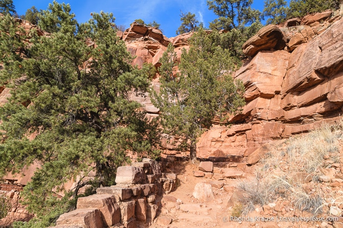 travelyesplease.com | Watchman Trail Hike in Zion National Park