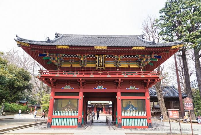 travelyesplease.com | Nezu-jinja- Visiting One of the Oldest Shrines in Tokyo