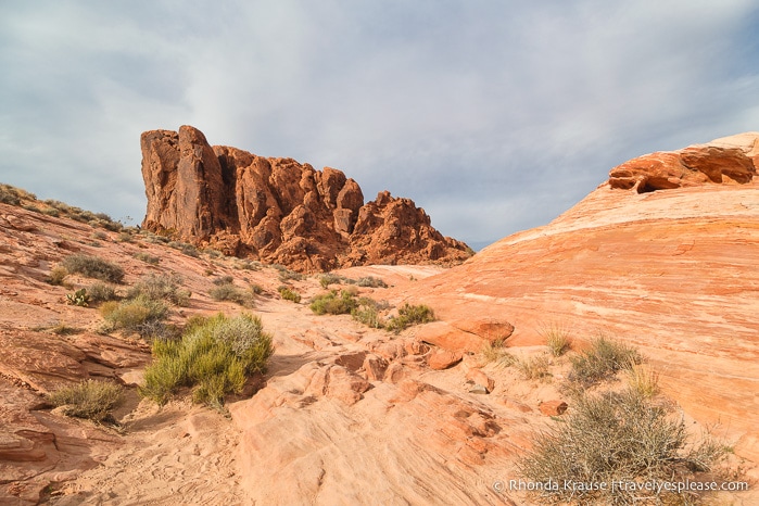travelyesplease.com | How to Enjoy a Half-Day in Valley of Fire State Park- Best Hikes and Scenic Spots
