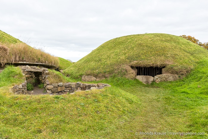 travelyesplease.com | Visiting Brú na Bóinne- Newgrange and Knowth Passage Tombs