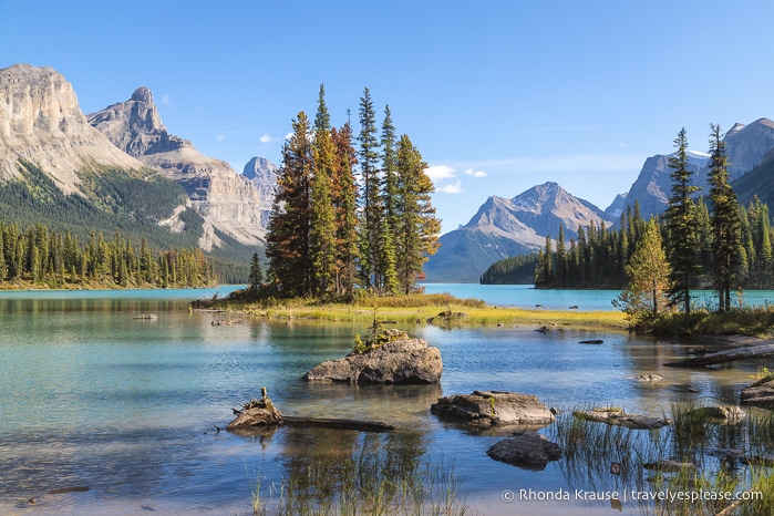 travelyesplease.com | Visiting Spirit Island and Maligne Lake- One of Jasper National Park's Most Scenic Locations