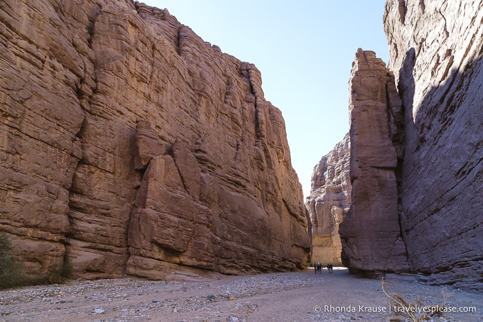 travelyesplease.com | Ladder Canyon and Painted Canyon Trail- A Unique Hike in the Mecca Hills, California