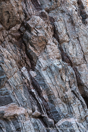 travelyesplease.com | Ladder Canyon and Painted Canyon Trail- A Unique Hike in the Mecca Hills, California