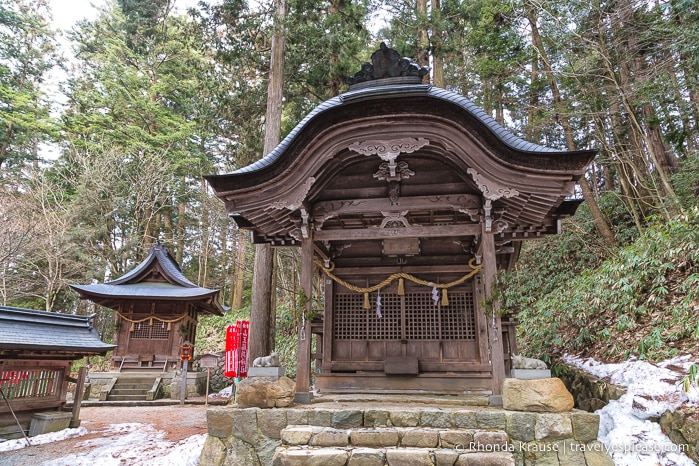 travelyesplease.com | Best Shrines to Visit in Japan- Beautiful Japanese Shrines You Must See