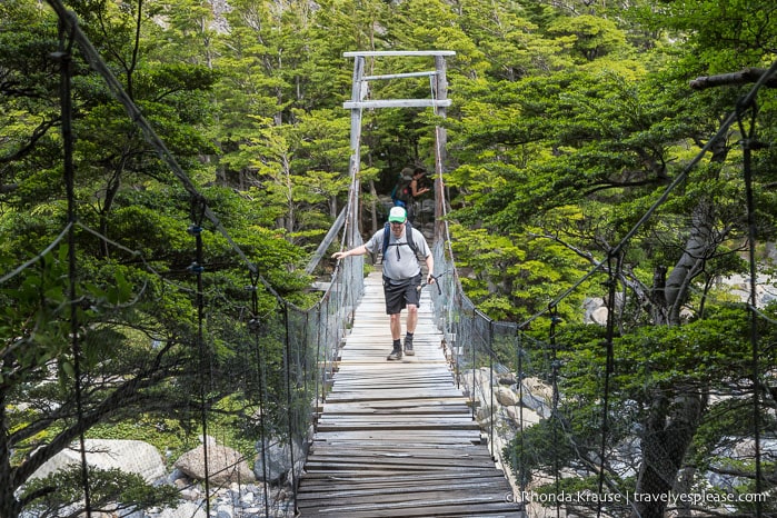 Suspension bridge crossing over Rio Frances