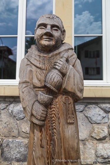 Wooden carving in Brienz