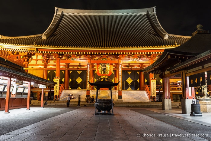 Senso-ji Temple at night, Tokyo