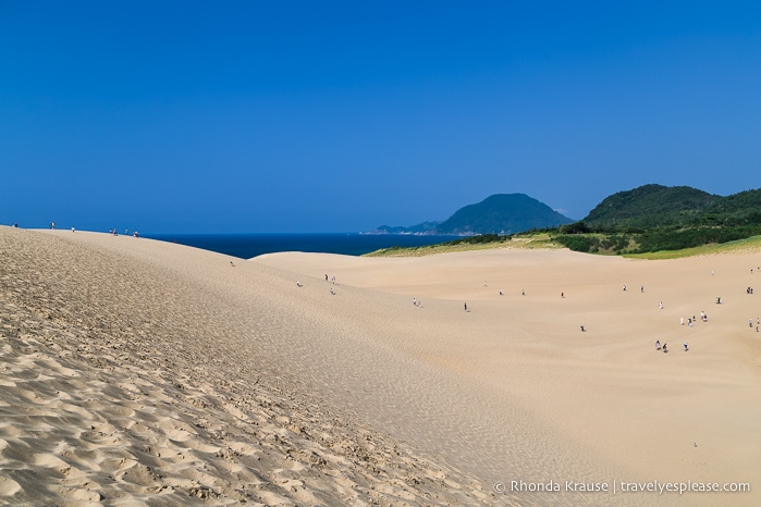 Things to do in Japan- Visit the Tottori Sand Dunes (Tottori Sand Dunes and the Sea of Japan)