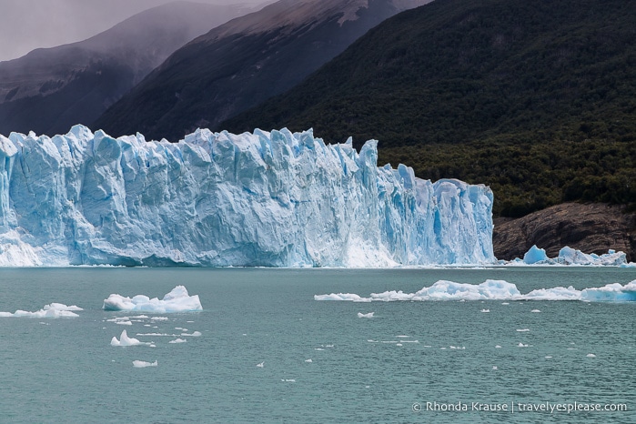 The glacier and Lago Argentino.