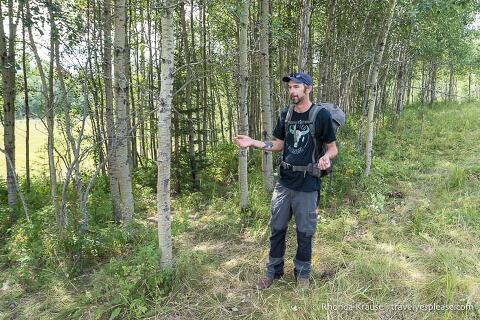 Mahikan Trails guide talking about aspen trees.