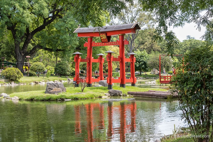 Torii gate and pond at the Buenos Aires Japanese Garden (Jardín Japonés de Buenos Aires).