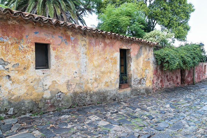 Cobblestone street and colonial architecture in the historic quarter of Colonia del Sacramento.