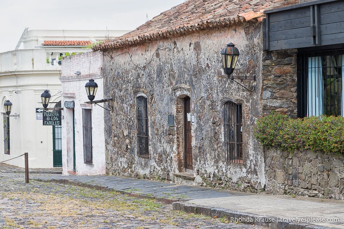 Cobblestone street and colonial architecture in Colonia del Sacramento.